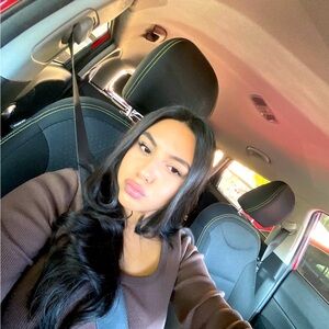 Meet your Posher, Jenifer